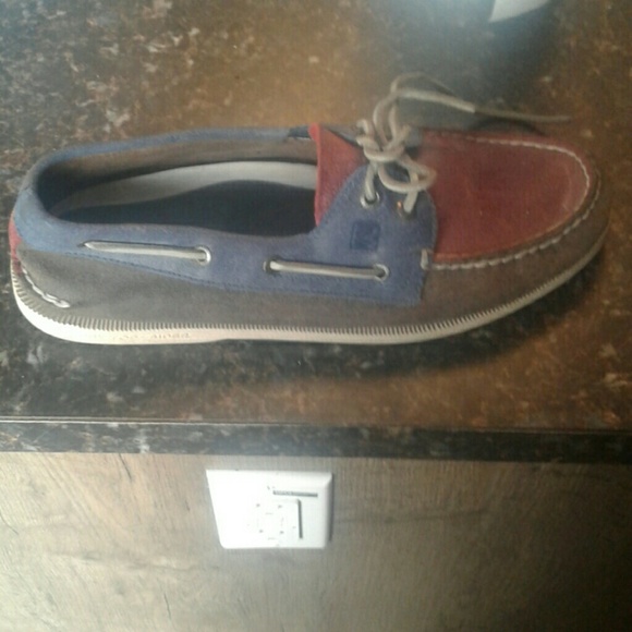 Sperrys - Picture 2 of 3